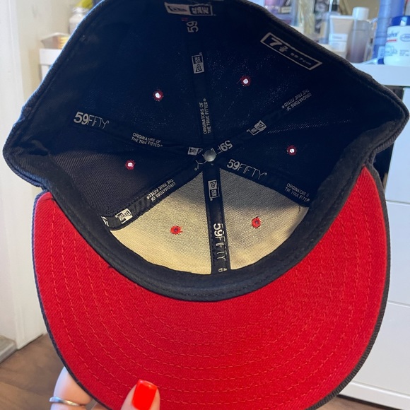 **** RARE **** Atmos Polka dot fitted - Picture 4 of 5